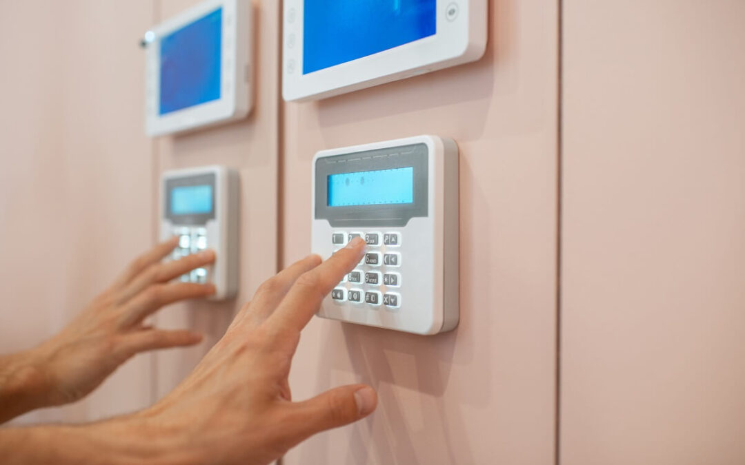 System alarmowy do domu – jaki wybrać, ile kosztuje i jak działa?