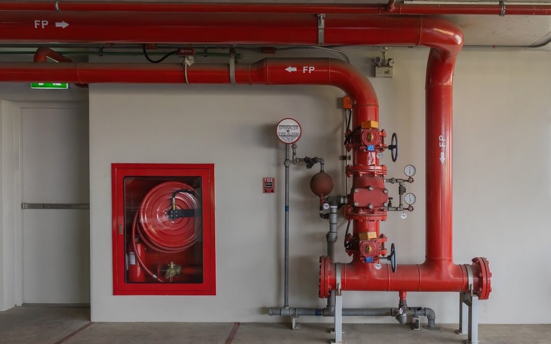 Warunki i przepisy przeciwpożarowe dla budynków oraz firm